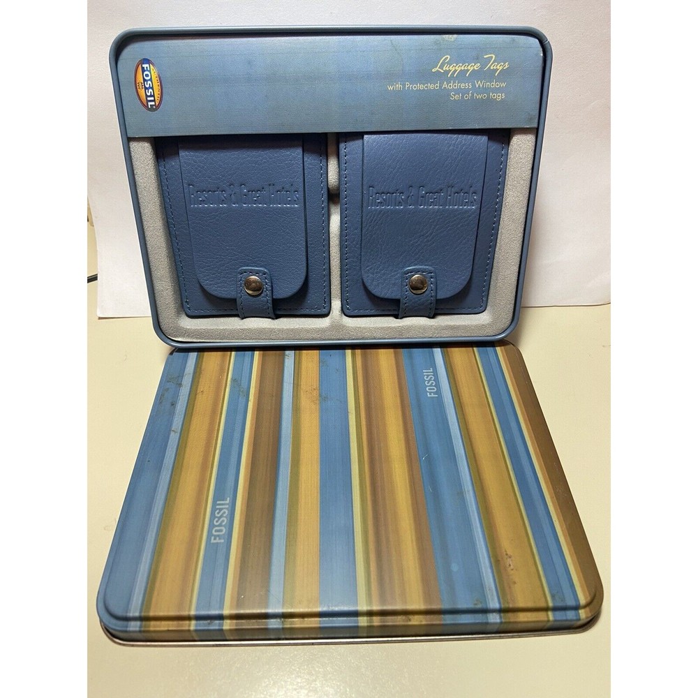 2 Fossil Cornflower Blue Leather Luggage Tags Rectangular NEW w Fossil Tin